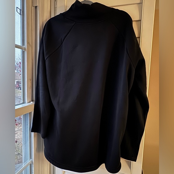 Athleta Cozy Karma Asym neck sweatshirt
Black Size XL New with tag plush fleece - Picture 7 of 10